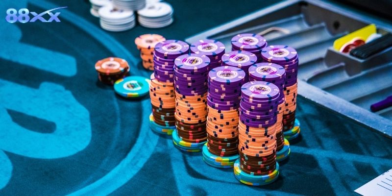 Poker High Roller thể hiện bản lĩnh và tư duy cao thủ